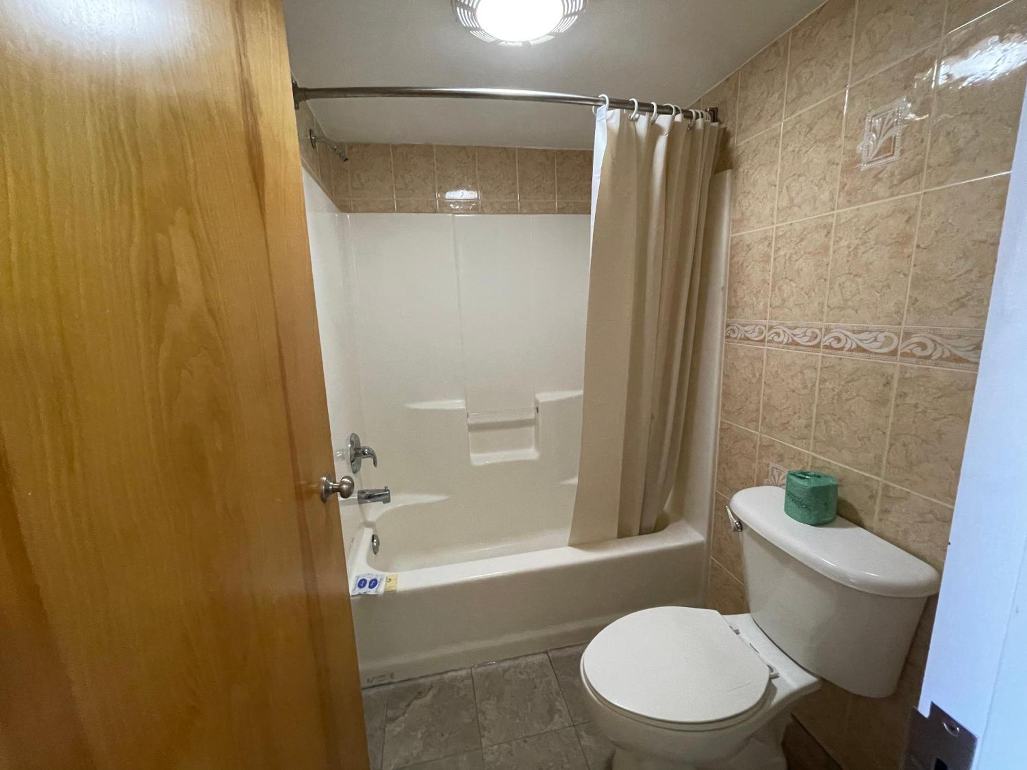 Sea Palace Inn Seaside Heights Room photo